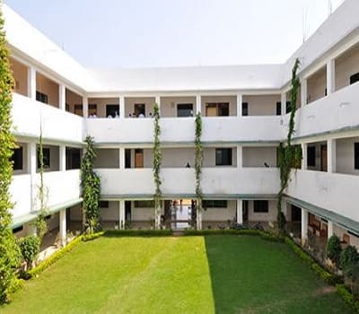 Columbia College of Pharmacy Raipur Campus photo 3